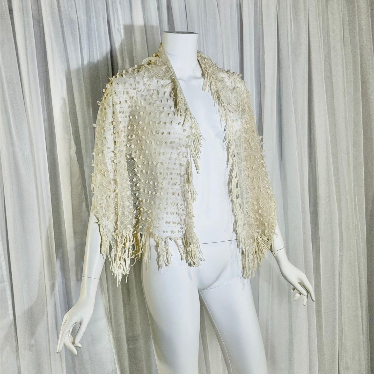 Victorian Edwardian fringed shawl scarf, 1900s Creamy White net and yarn Bridal Wrap