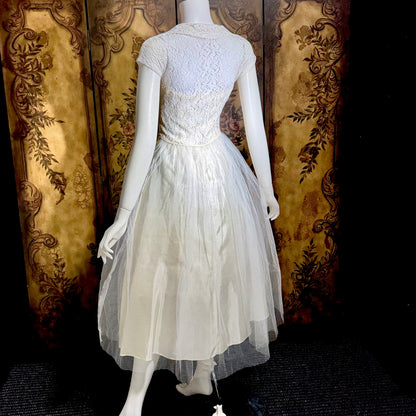 1950s vintage Tea Length wedding dress gown, White Lace Bridal dress