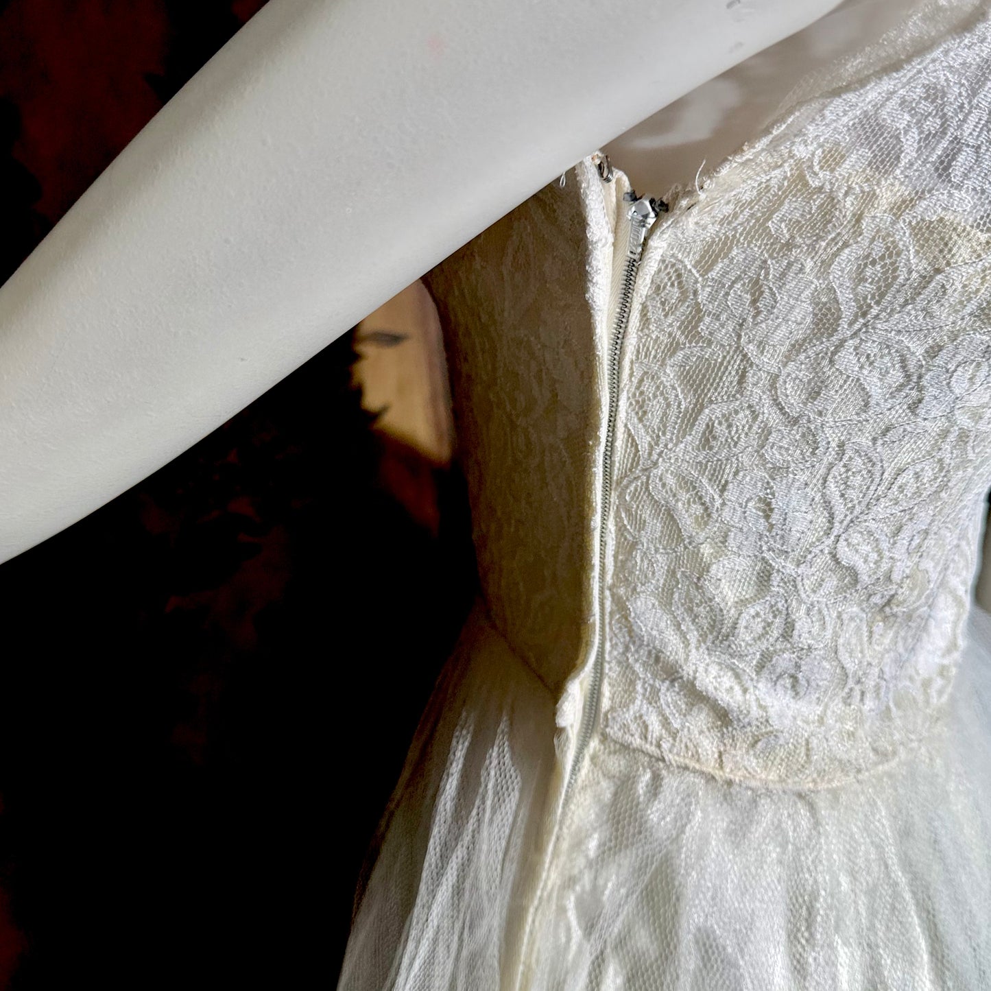 1950s vintage Tea Length wedding dress gown, White Lace Bridal dress