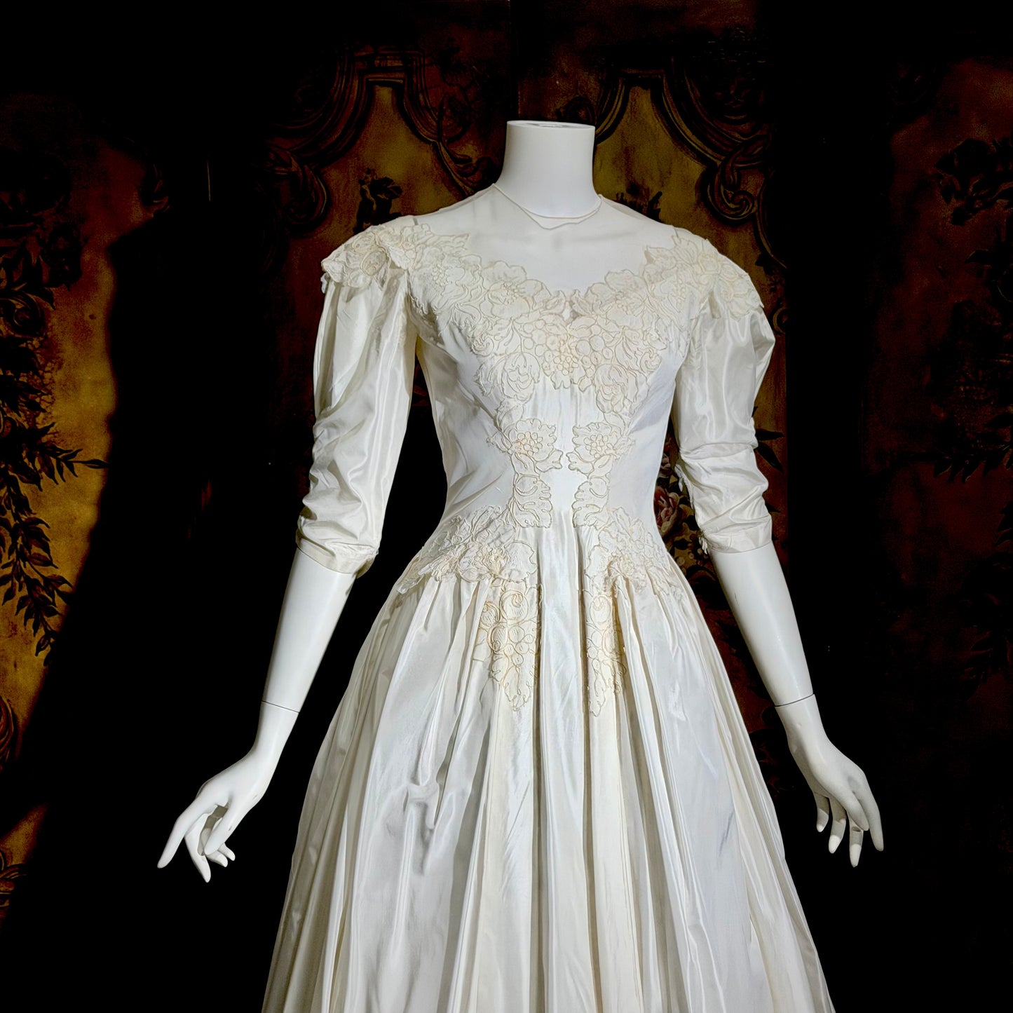 PRISCILLA of BOSTON 1950s designer vintage wedding dress gown, white silk and lace bridal gown
