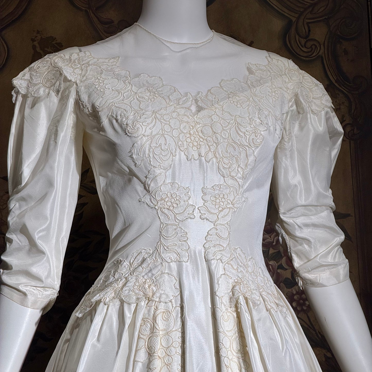 PRISCILLA of BOSTON 1950s designer vintage wedding dress gown, white silk and lace bridal gown