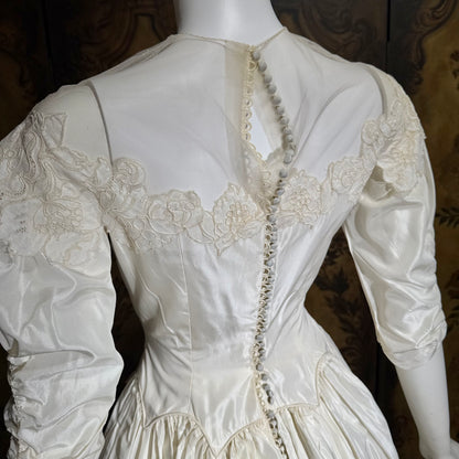PRISCILLA of BOSTON 1950s designer vintage wedding dress gown, white silk and lace bridal gown