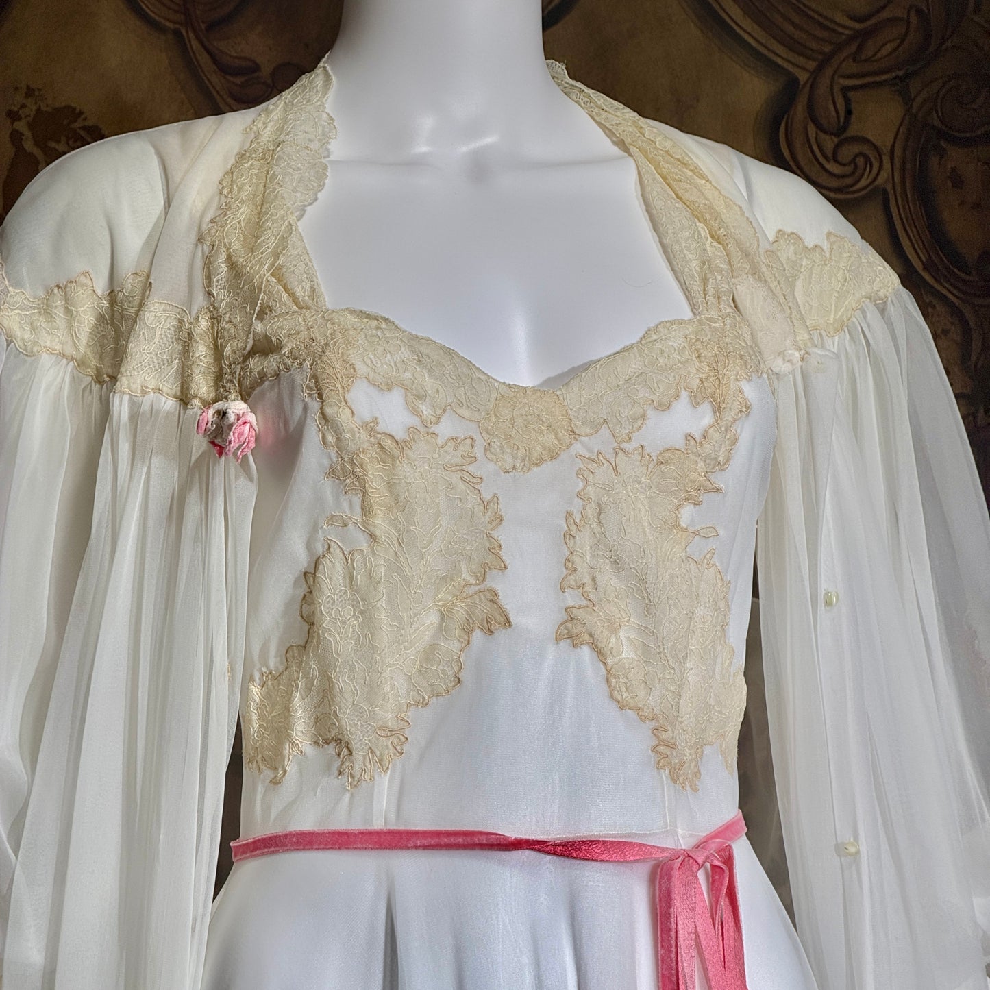 YOLANDE vintage 1940s Peignoir set, White bridal nightgown slip dress and robe