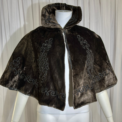 1800s Antique Victorian Short Capelet, Velvet beaded Mantelet cape, shawl, wrap