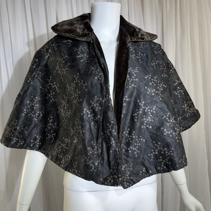 1800s Antique Victorian Short Capelet, Velvet beaded Mantelet cape, shawl, wrap