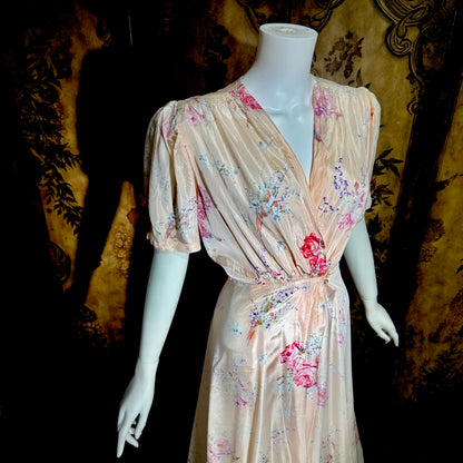 1930s vintage dressing gown robe, Peachy Pink Satin Rose print floral wrap hostess gown