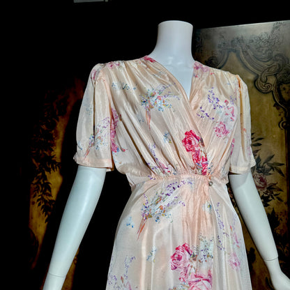 1930s vintage dressing gown robe, Peachy Pink Satin Rose print floral wrap hostess gown