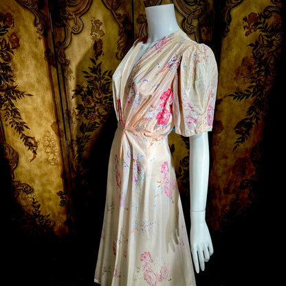 1930s vintage dressing gown robe, Peachy Pink Satin Rose print floral wrap hostess gown