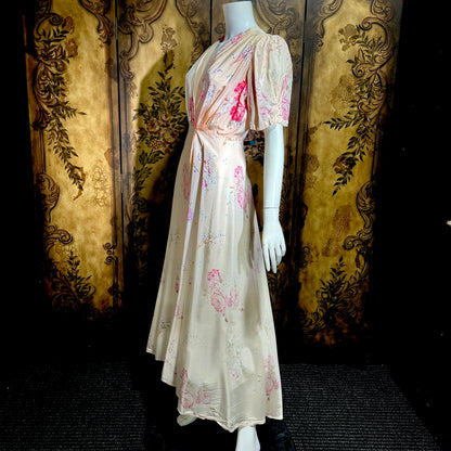 1930s vintage dressing gown robe, Peachy Pink Satin Rose print floral wrap hostess gown