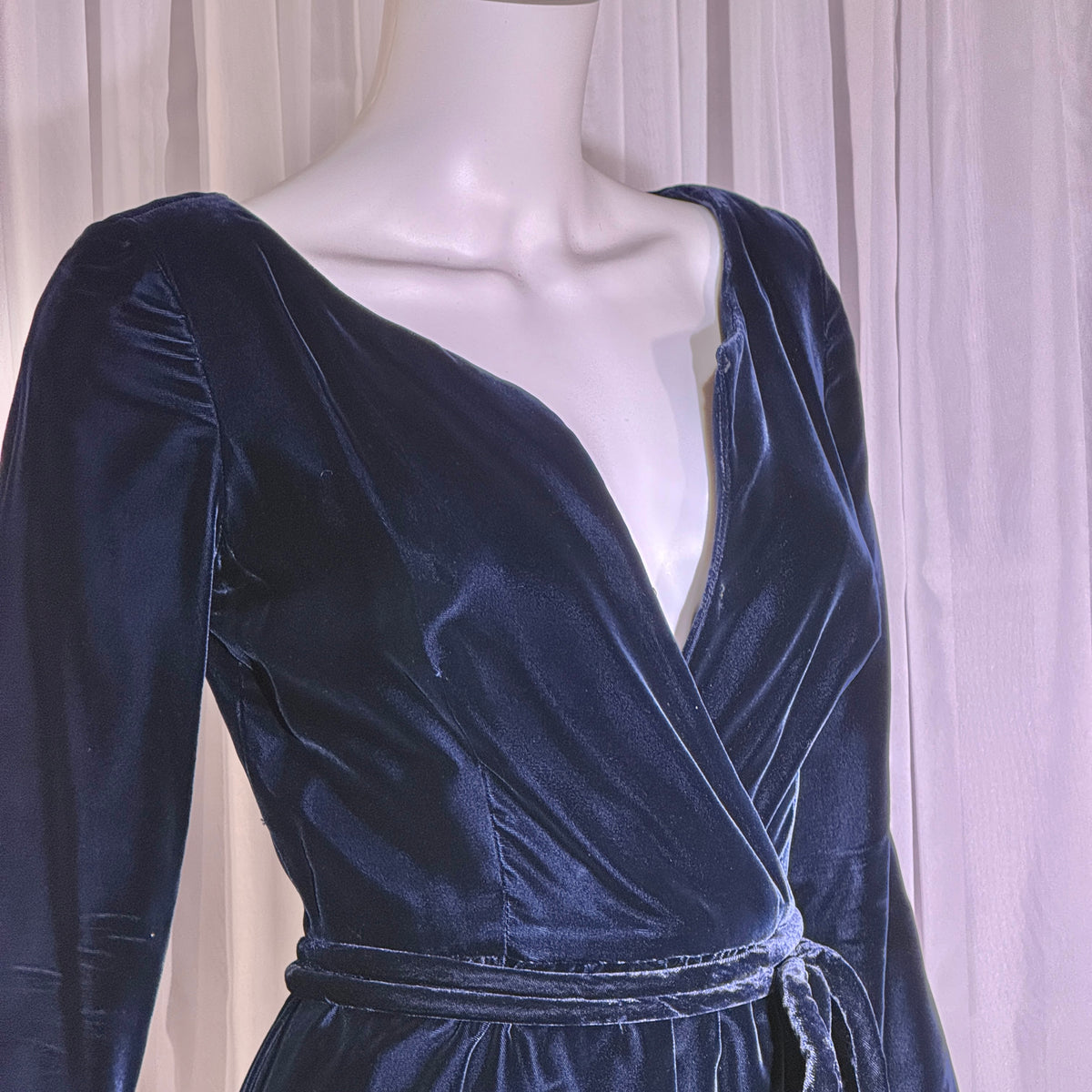MOLLIE PARNIS vintage 1960s blue velvet wrap evening dress, Morty Sussman