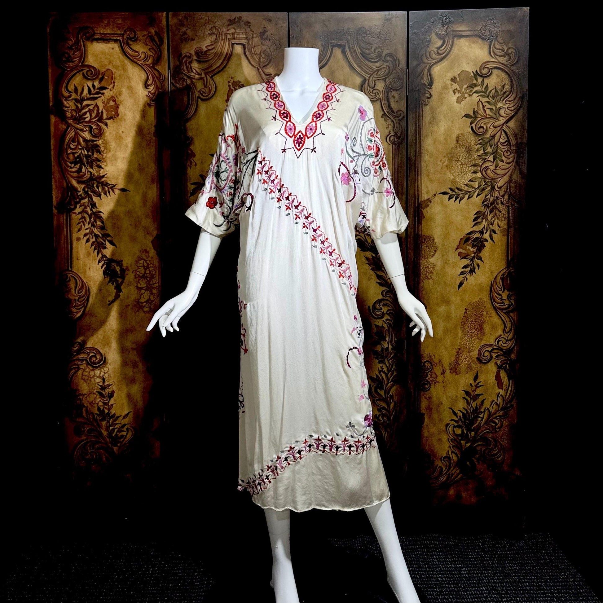 JOSIE NATORI COUTURE vintage Y2K Silk Caftan Dress, white silk embroidered shift dress