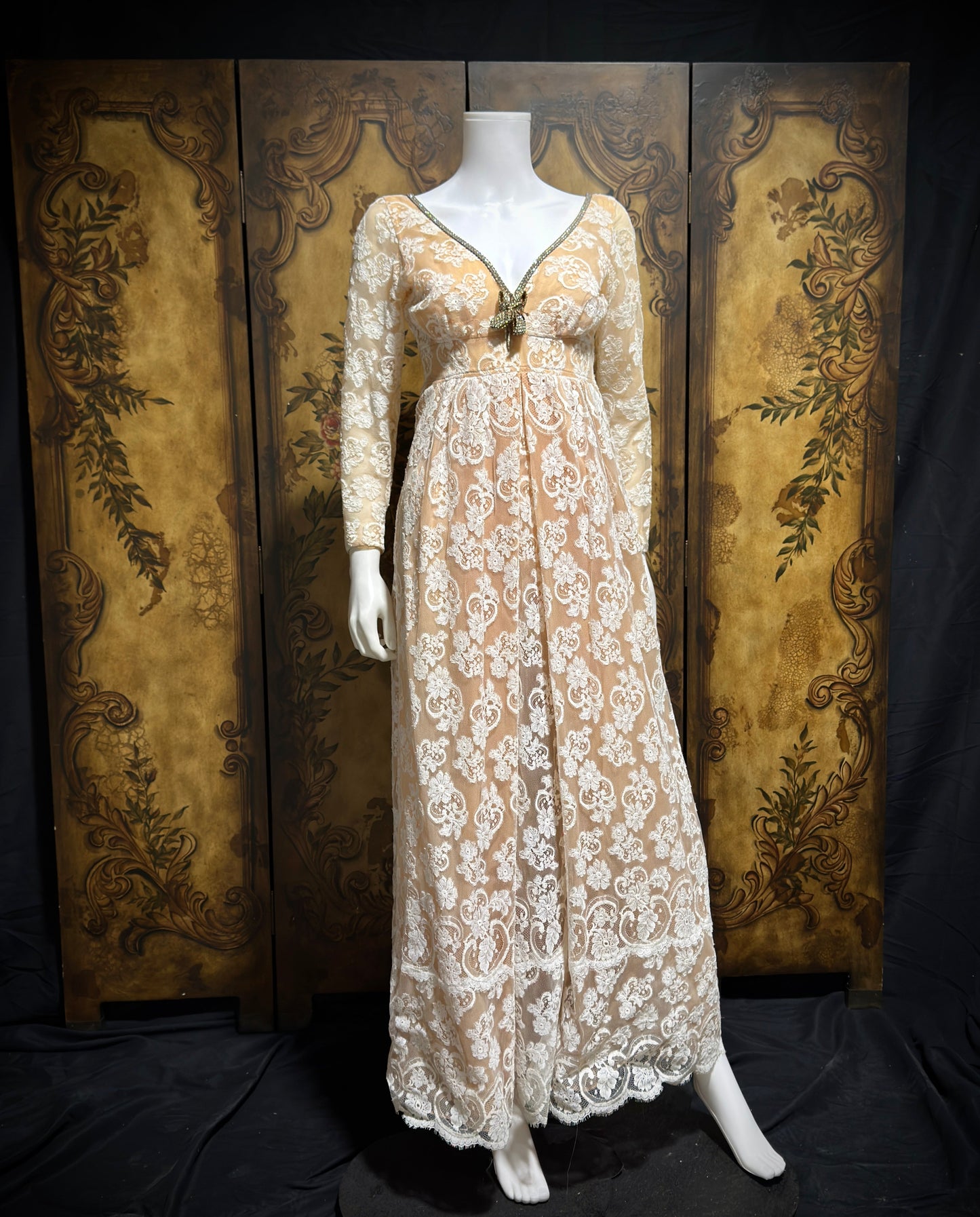 LILLIE RUBIN COLLECTION 700, vintage 1960s evening dress gown, White lace regency style formal gown