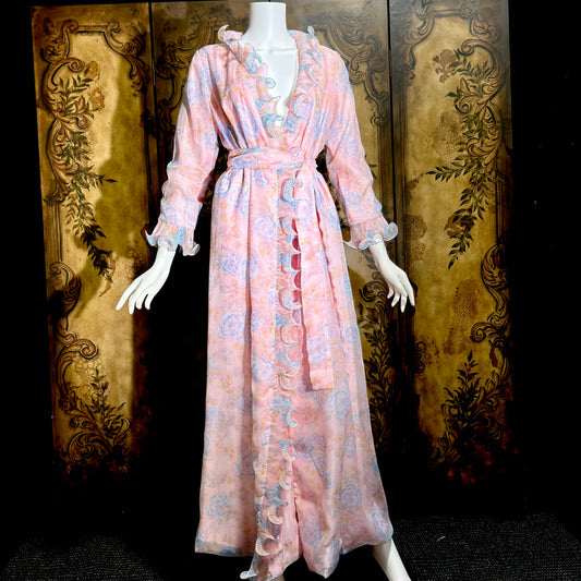 PERFECT NEGLIGEE, vintage 1960s dressing gown, soft pink & blue floral house coat lounging robe