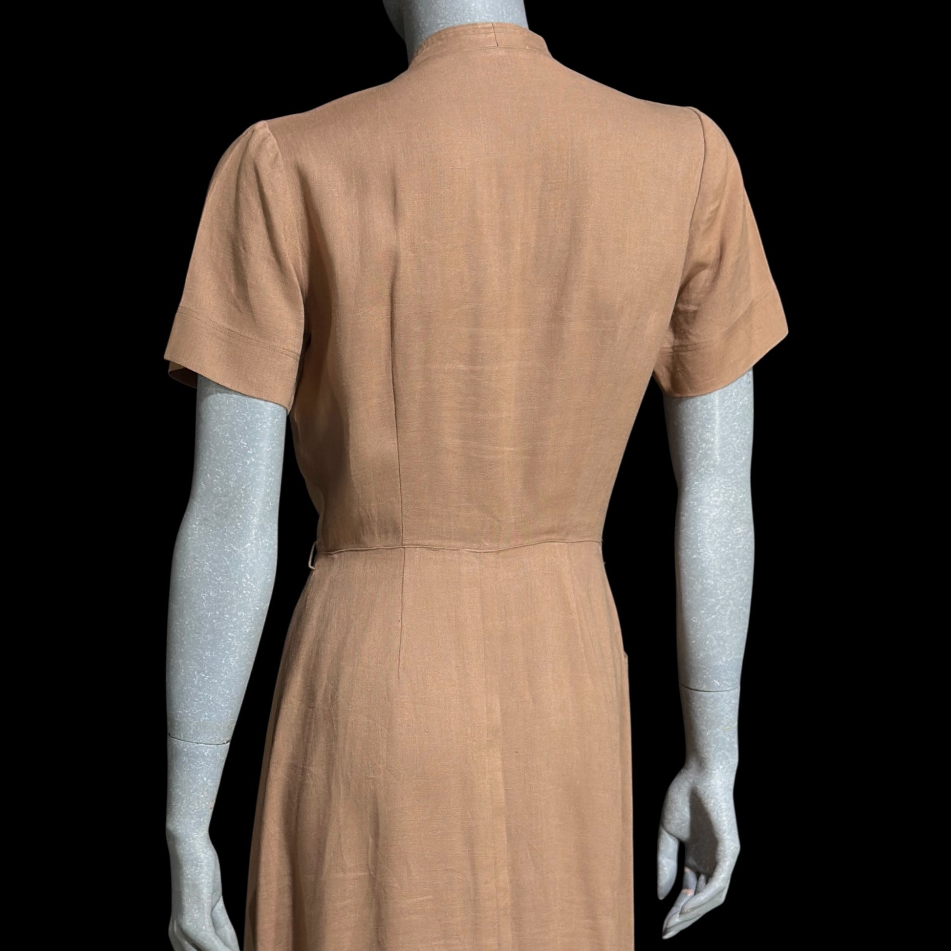 MOYGASHEL vintage 1940s taupe color linen day dress, coat dress, wrap VINTAGE DRESS CLOSET MOYGASHEL vintage 1940s taupe color linen day dress, coat dress, wrap VINTAGE DRESS CLOSET