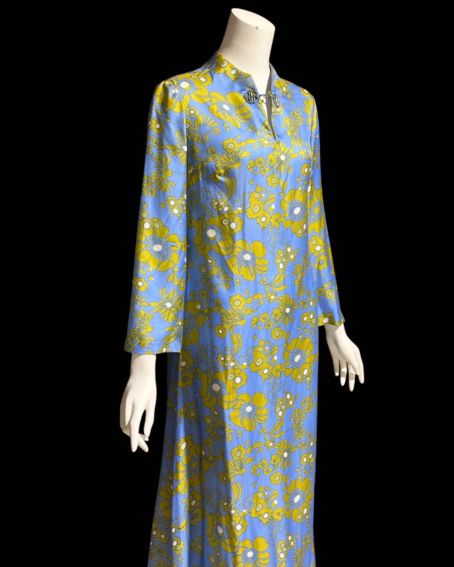 MARSHALL FIELD'S & COMPANY 1960s All Silk vintage Caftan, floral evening hostess dress