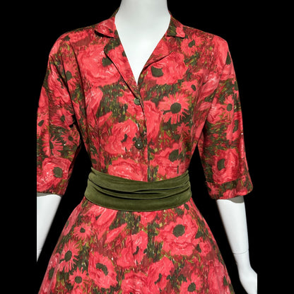 EVELYN PEARSON Lounging Apparel, vintage 1950s house dress, red and green floral cotton day dress