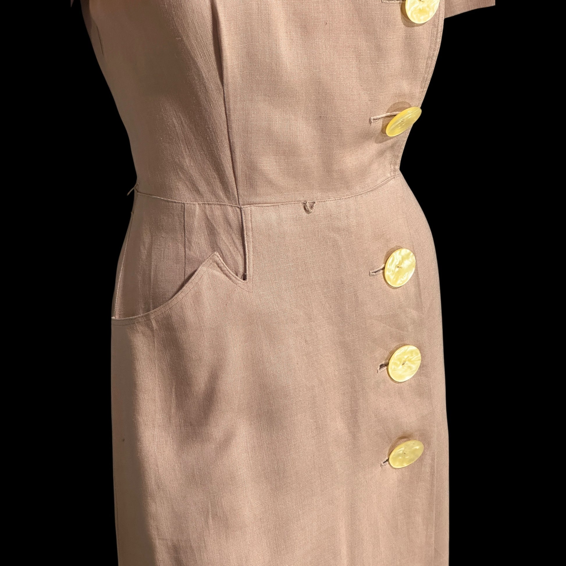 MOYGASHEL vintage 1940s taupe color linen day dress, coat dress, wrap –  VINTAGE DRESS CLOSET