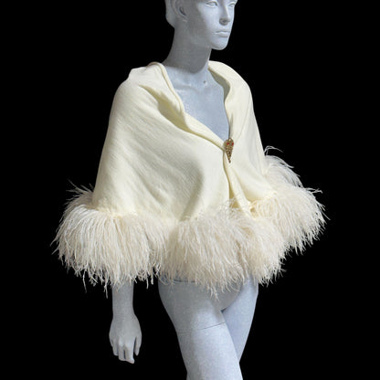 ECHO ORIGINATIONS, Vintage 1930s Ostrich Feather Cape Shawl, Creamy White warm knit evening bridal wedding wrap
