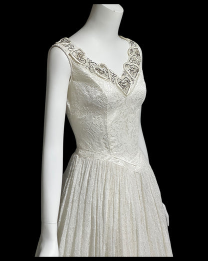 1940s vintage white lace wedding bridal dress, beaded full length bridal ball gown