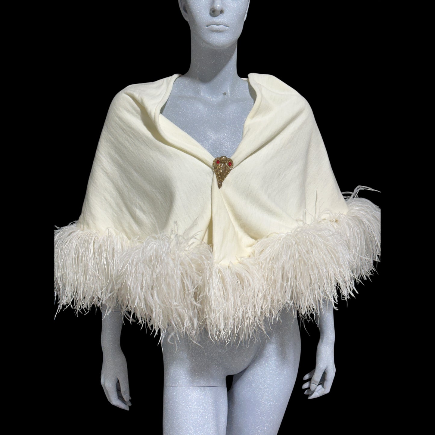 ECHO ORIGINATIONS, Vintage 1930s Ostrich Feather Cape Shawl, Creamy White warm knit evening bridal wedding wrap