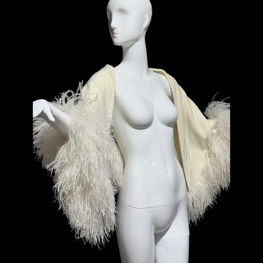 ECHO ORIGINATIONS, Vintage 1930s Ostrich Feather Cape Shawl, Creamy White warm knit evening bridal wedding wrap