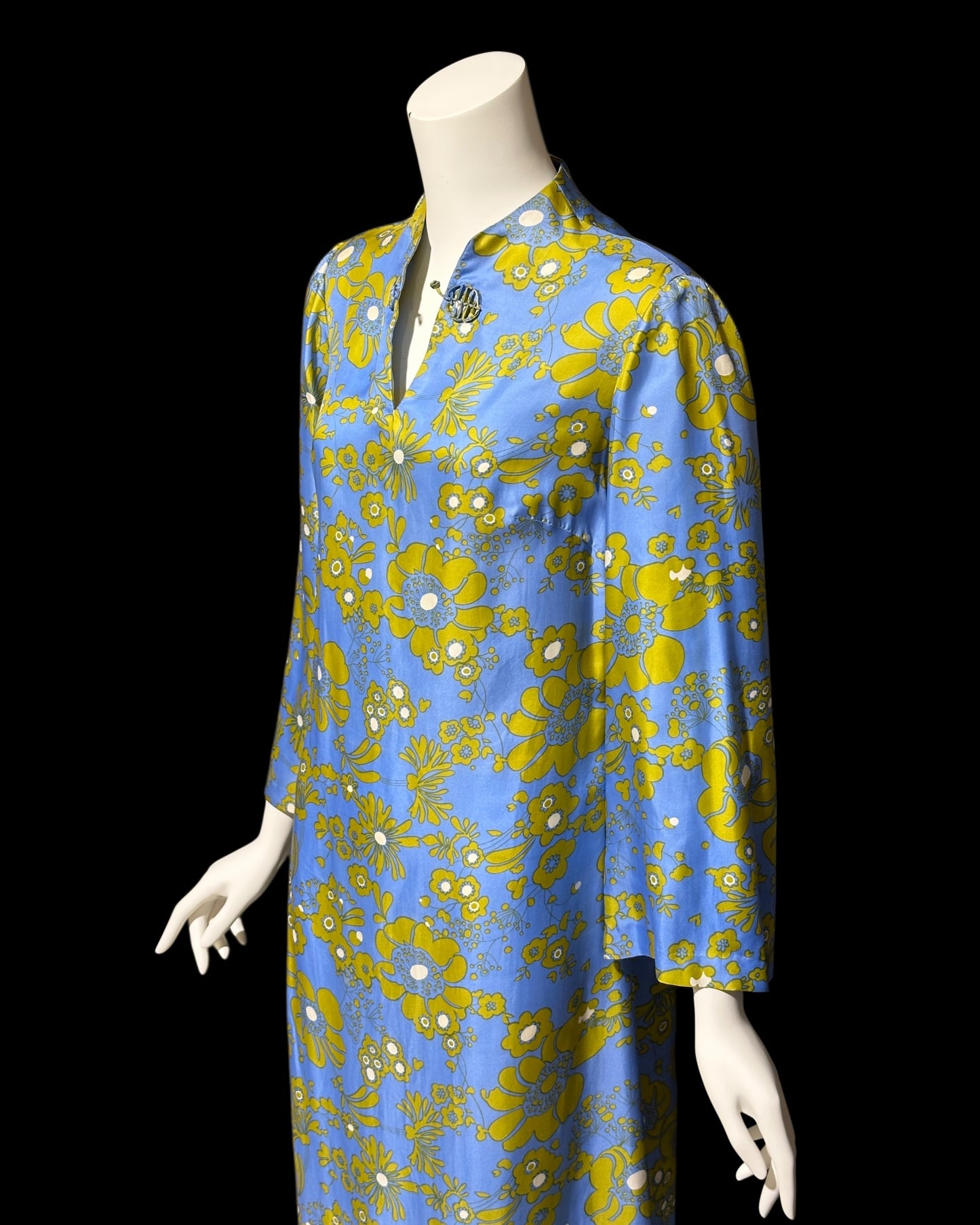 MARSHALL FIELD'S & COMPANY 1960s All Silk vintage Caftan, floral evening hostess dress