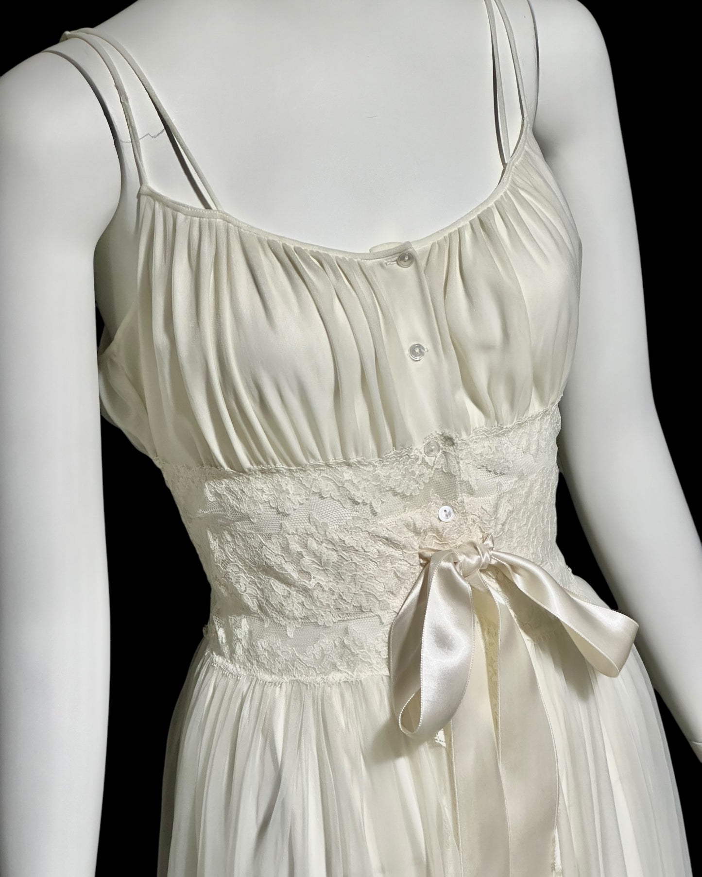 EYEFUL by RUTH FLAUM, 1950s vintage nightgown, creamy white Grecian Goddess full length slip dress