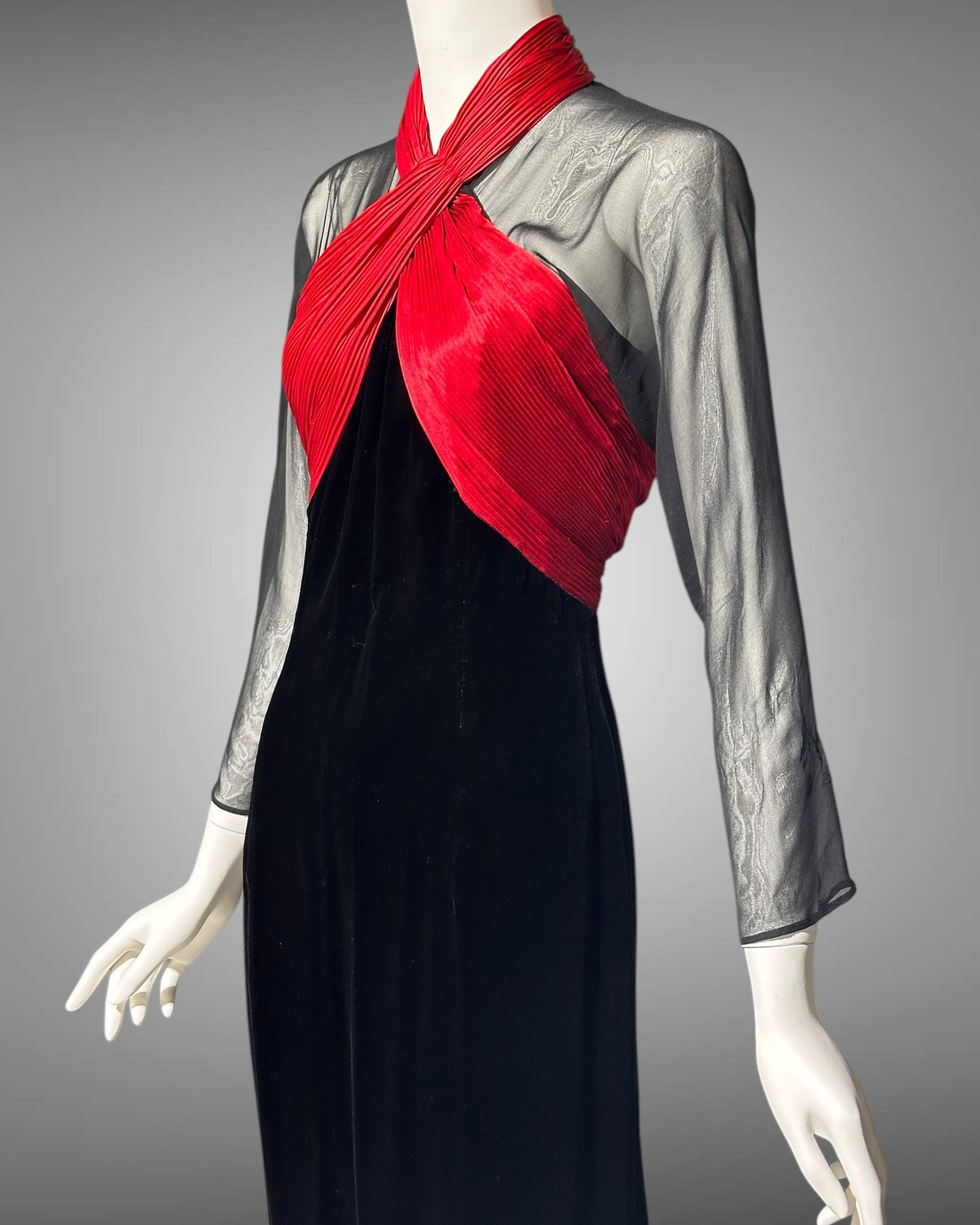 OSCAR de la RENTA Miss O, Neiman Marcus vintage 1980s Red silk and Black velvet evening cocktail dress