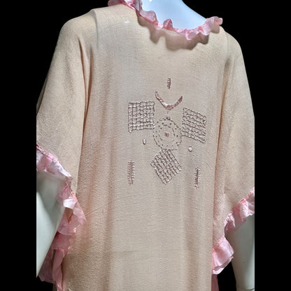 1920s vintage dressing gown robe, Dusty pink cotton gauze muslin with embroidery