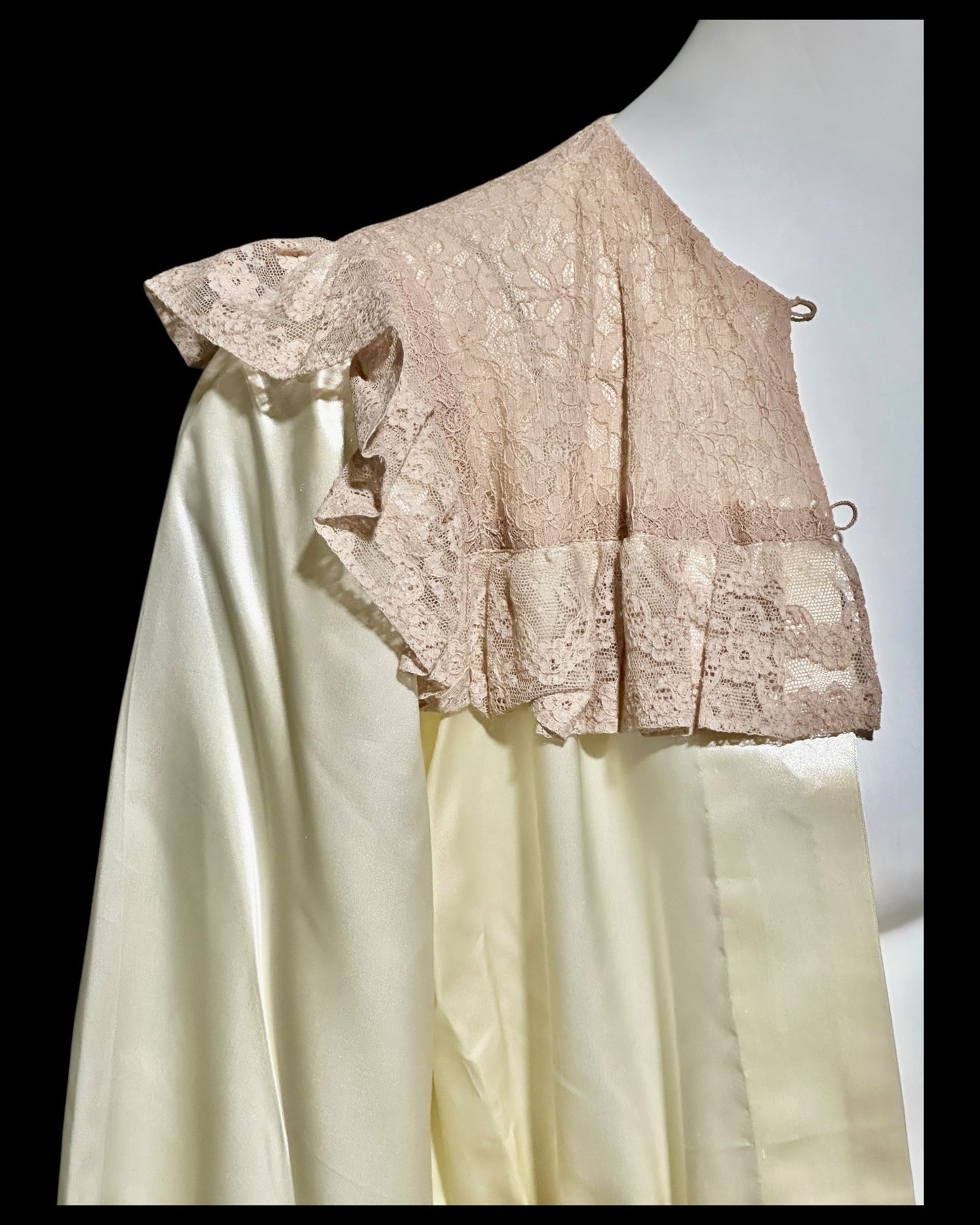 1930s vintage satin dressing gown robe, shiny candlelight and pink lace peignoir housecoat