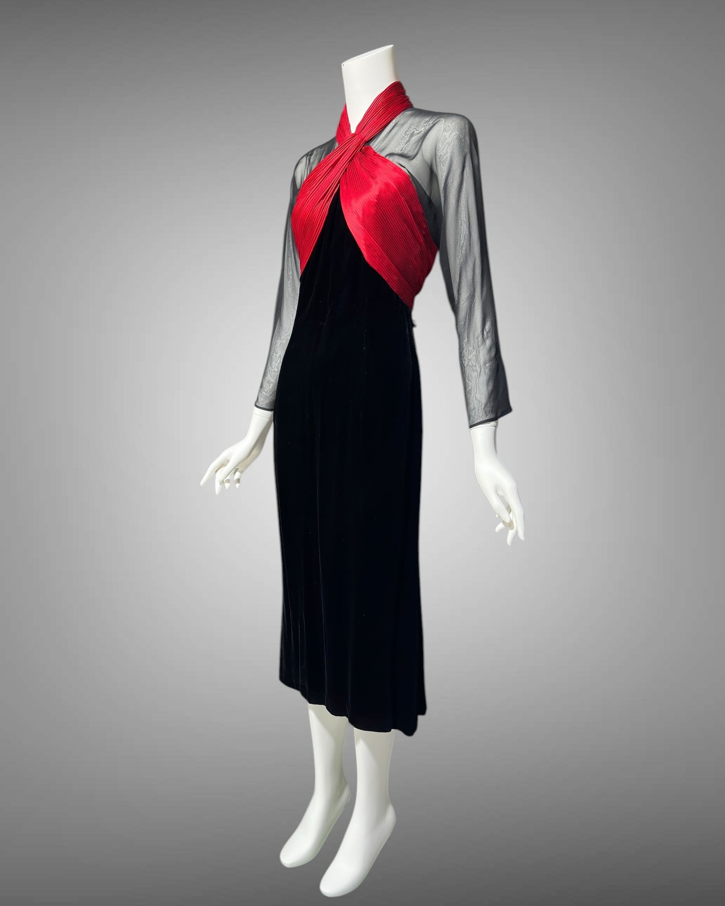 OSCAR de la RENTA Miss O, Neiman Marcus vintage 1980s Red silk and Black velvet evening cocktail dress