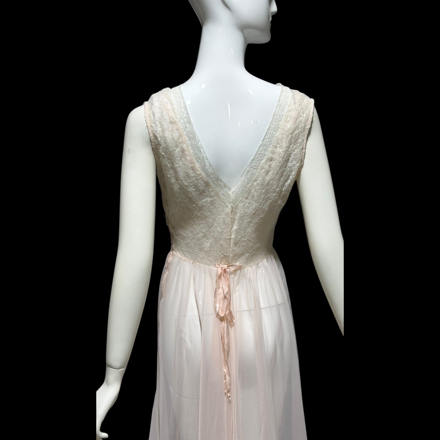ODETTE BARSA vintage 1940s nightgown slip dress, Sheer pale pink with white lace full sweep Old Hollywood gown