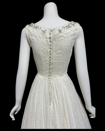 1940s vintage white lace wedding bridal dress, beaded full length bridal ball gown