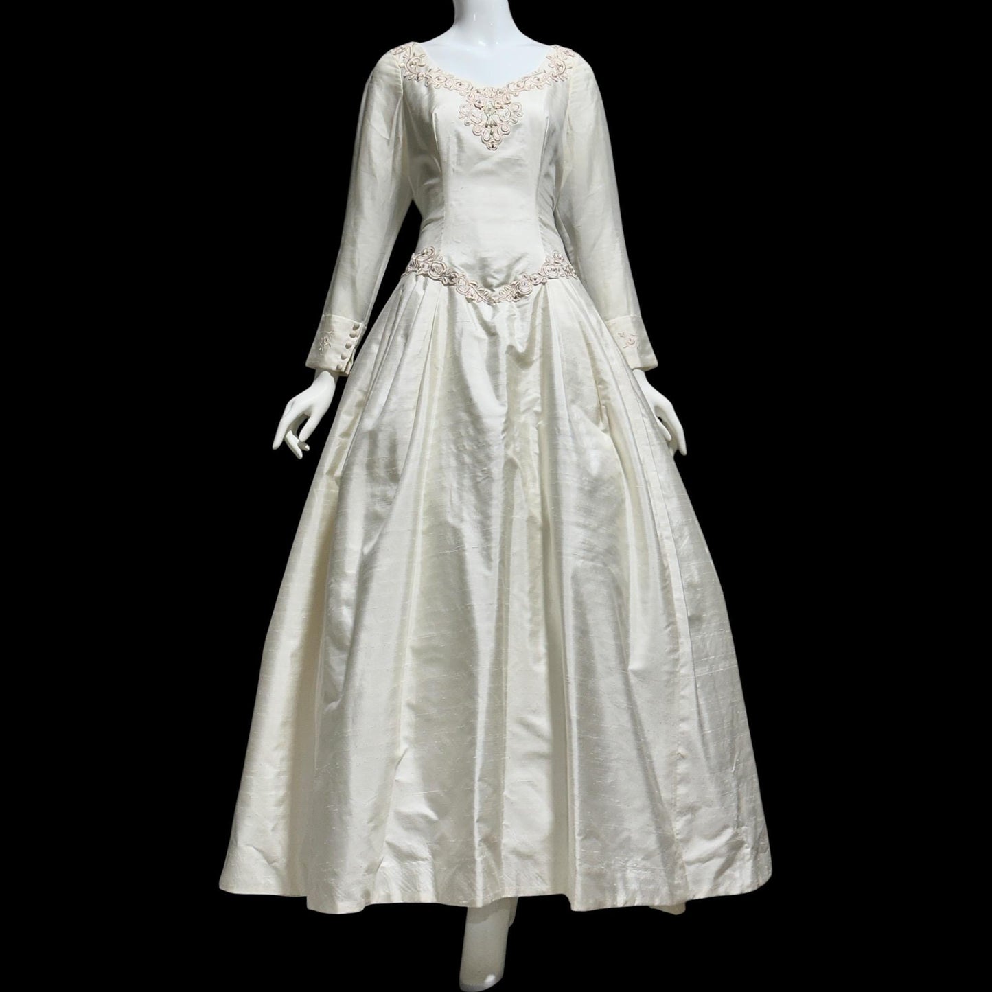 ST PUCCHI vintage 1980s wedding dress, Avine Perucchi, The BACK! white 100% Thai silk ball gown