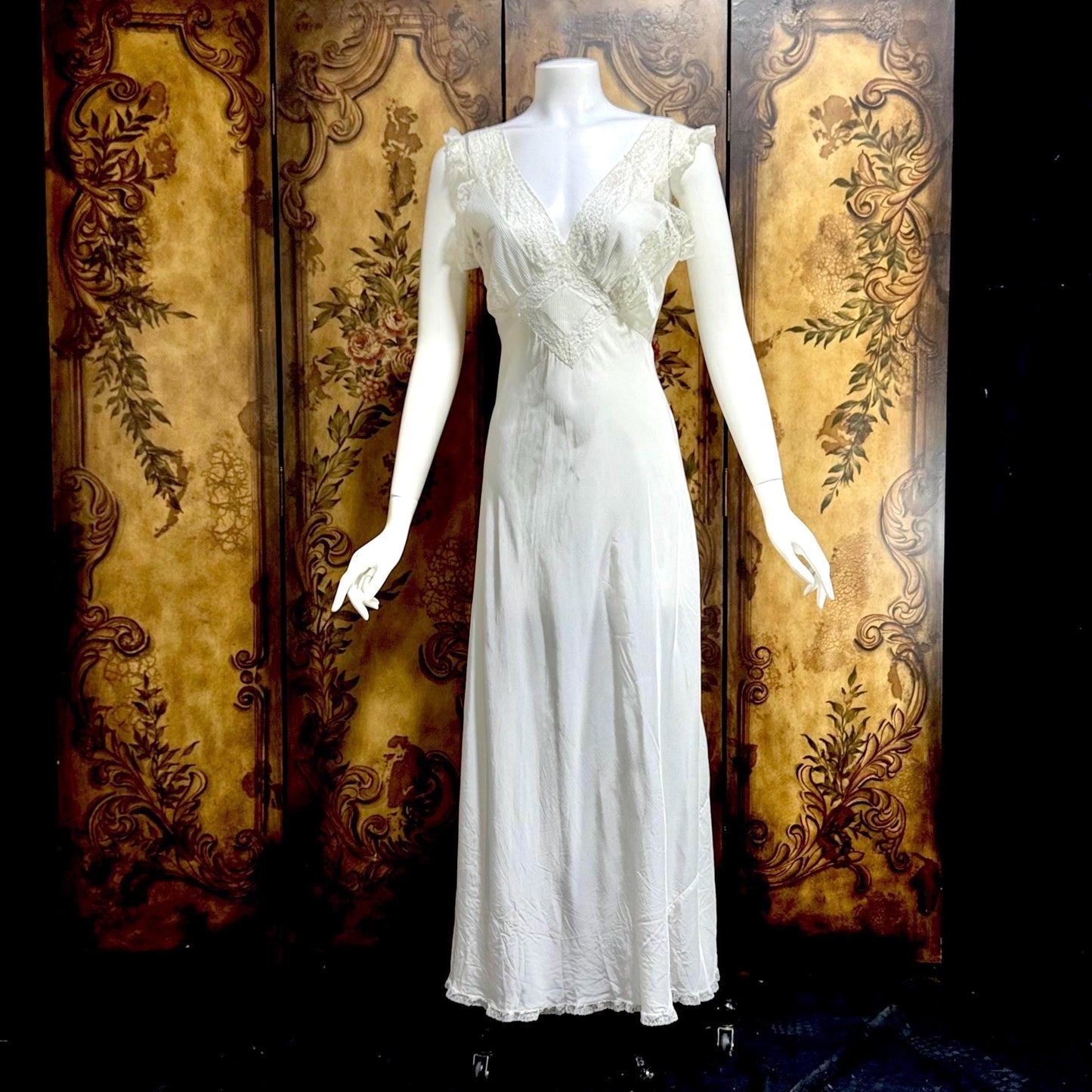 TROUSSEAU vintage 1940s nightgown slip dress, Silky White full length lingerie dress