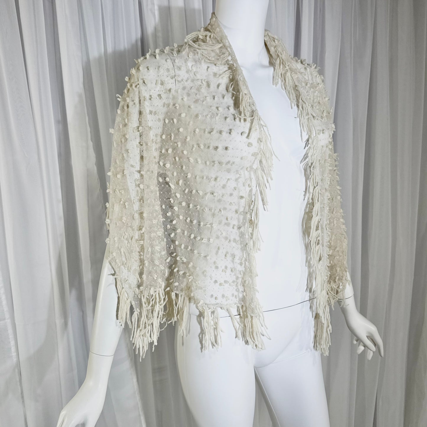 Victorian Edwardian fringed shawl scarf, 1900s Creamy White net and yarn Bridal Wrap