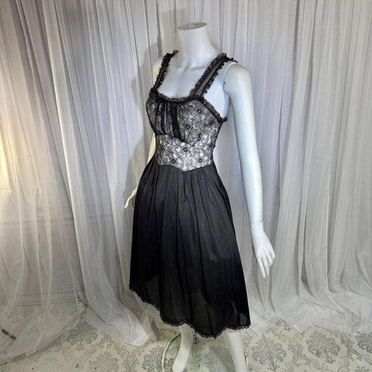 YOLANDE Vintage Nightgown Slip dress, 1950s Black Nylon short lingerie dress