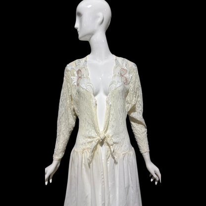 NATORI Saks, vintage dressing gown robe, 1980s Sheer white lace tie front house coat