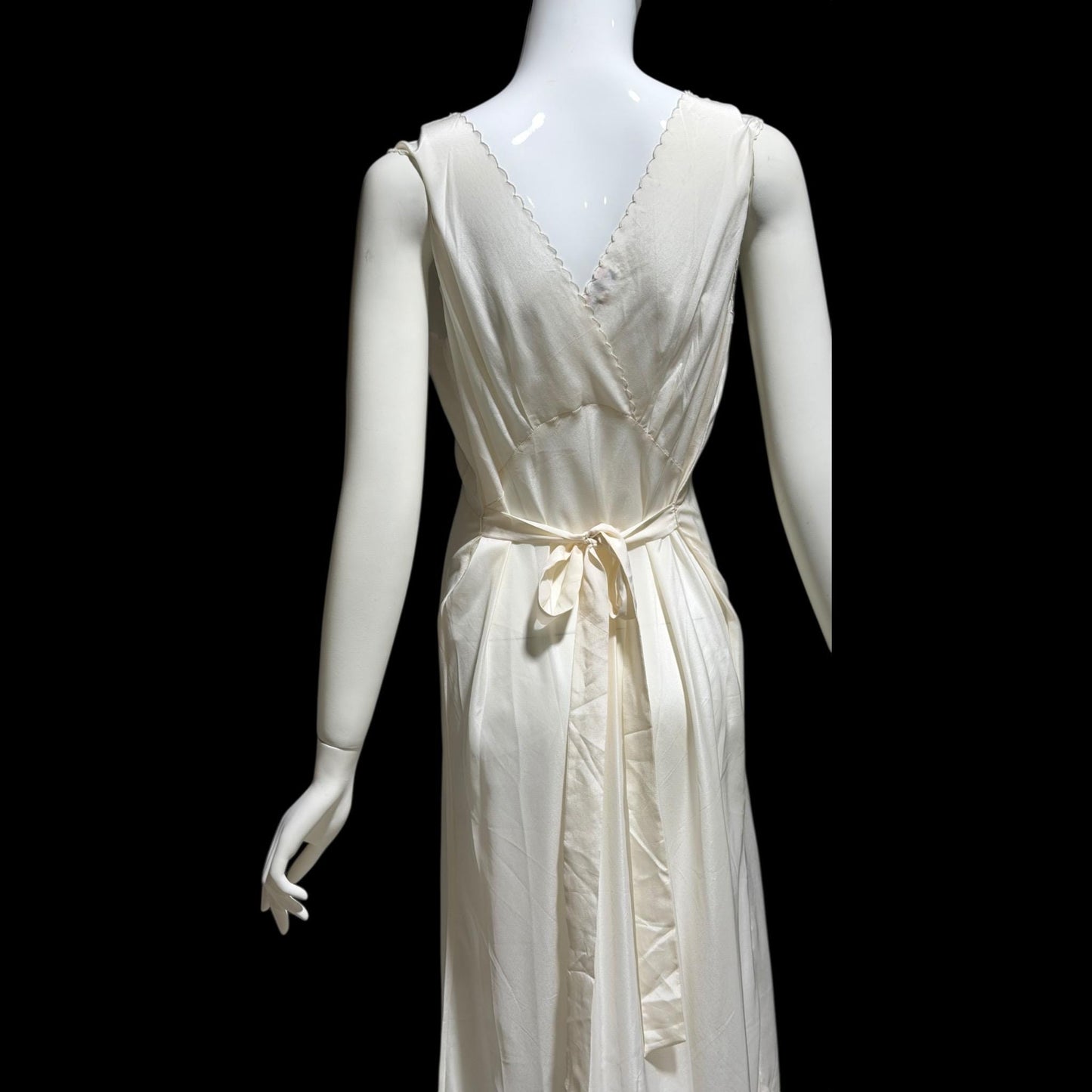PEONY vintage 1950s Silk Nightgown Slip Dress, SHANGHAI Embroidered Off White Bridal Lingerie dress