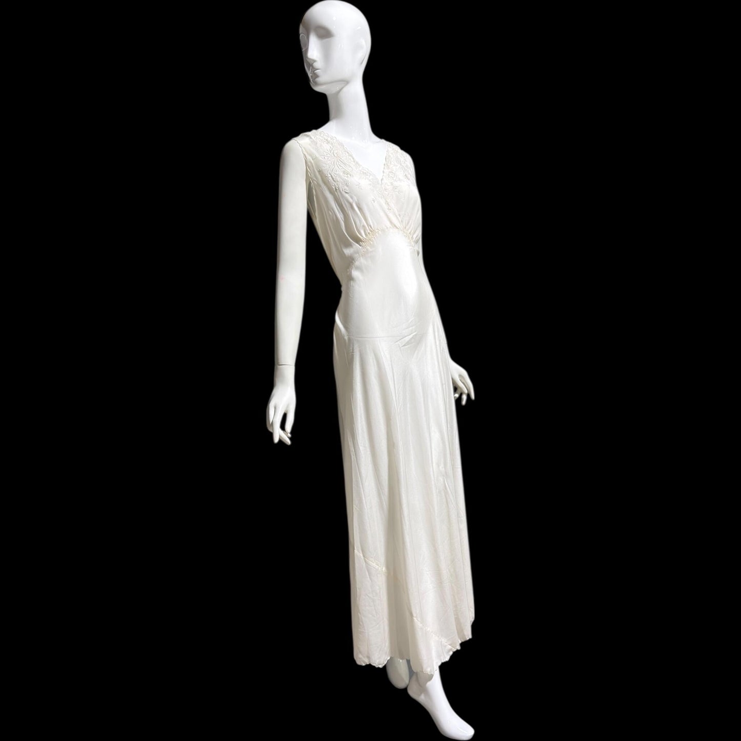 PEONY vintage 1950s Silk Nightgown Slip Dress, SHANGHAI Embroidered Off White Bridal Lingerie dress