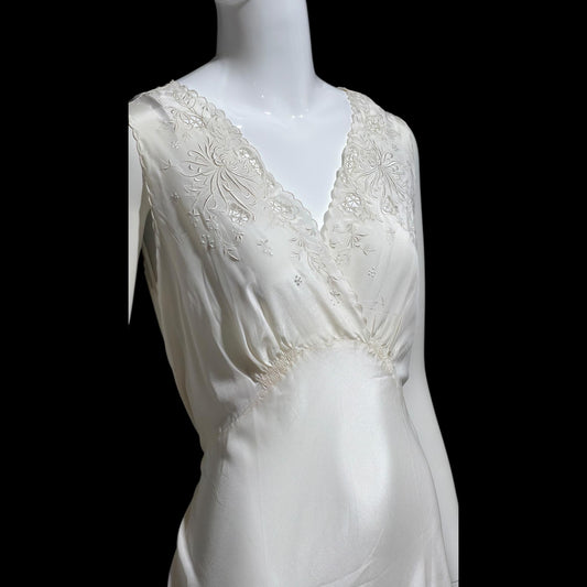 PEONY vintage 1950s Silk Nightgown Slip Dress, SHANGHAI Embroidered Off White Bridal Lingerie dress