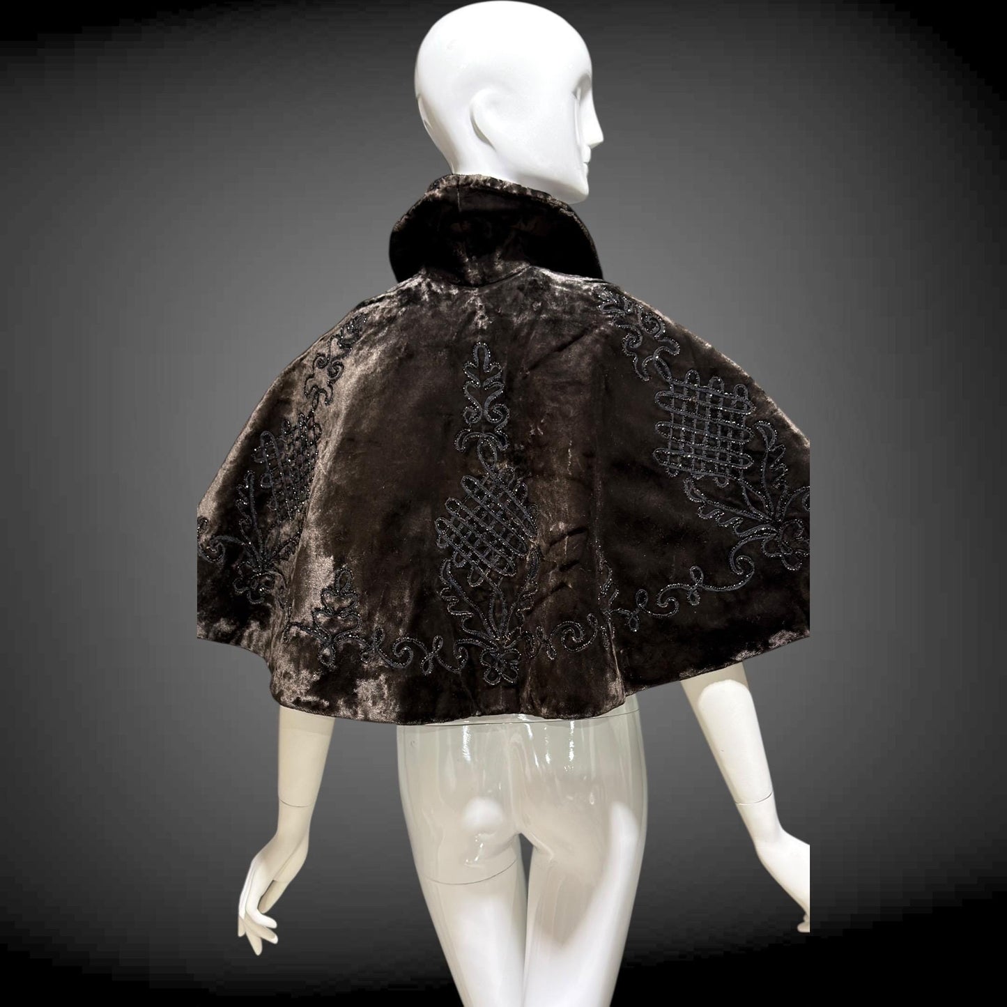 1800s Antique Victorian Short Capelet, Velvet beaded Mantelet cape, shawl, wrap