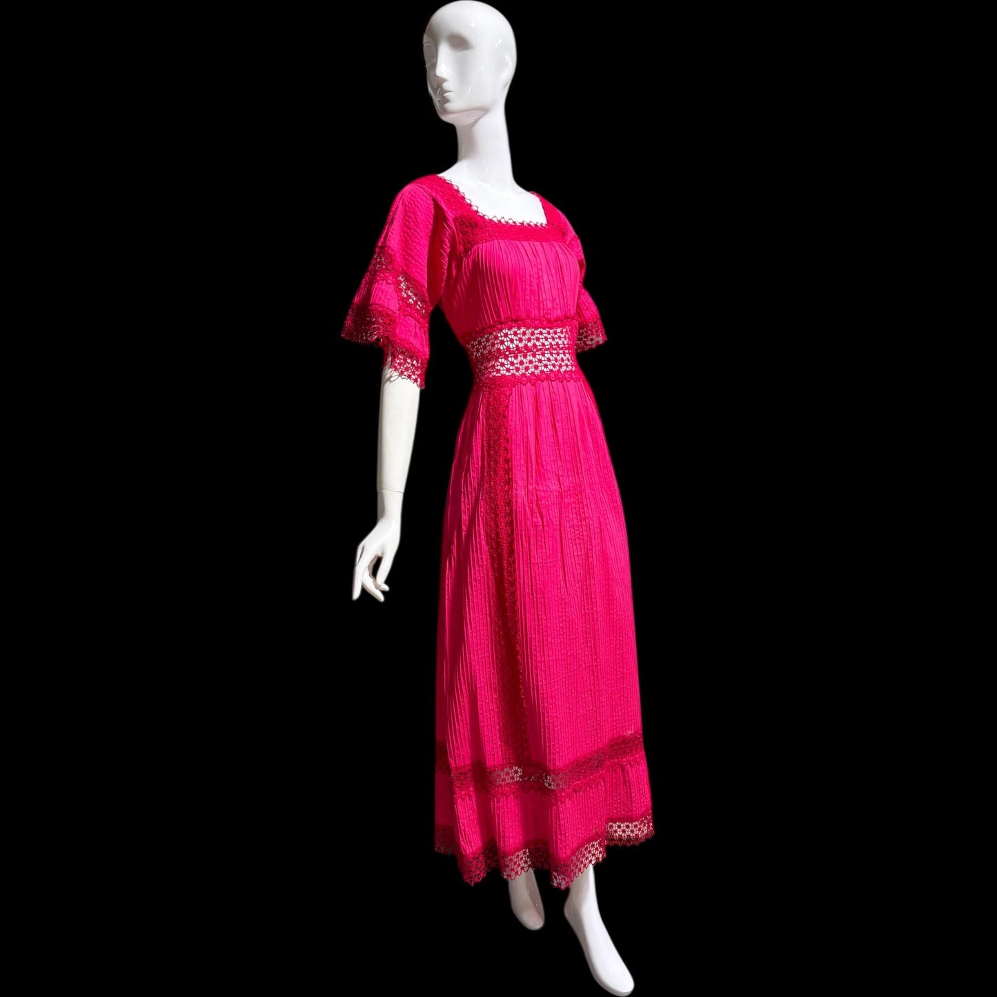 1970s Vintage Mexican evening wedding Dress, Hot Pink cotton crochet maxi dress