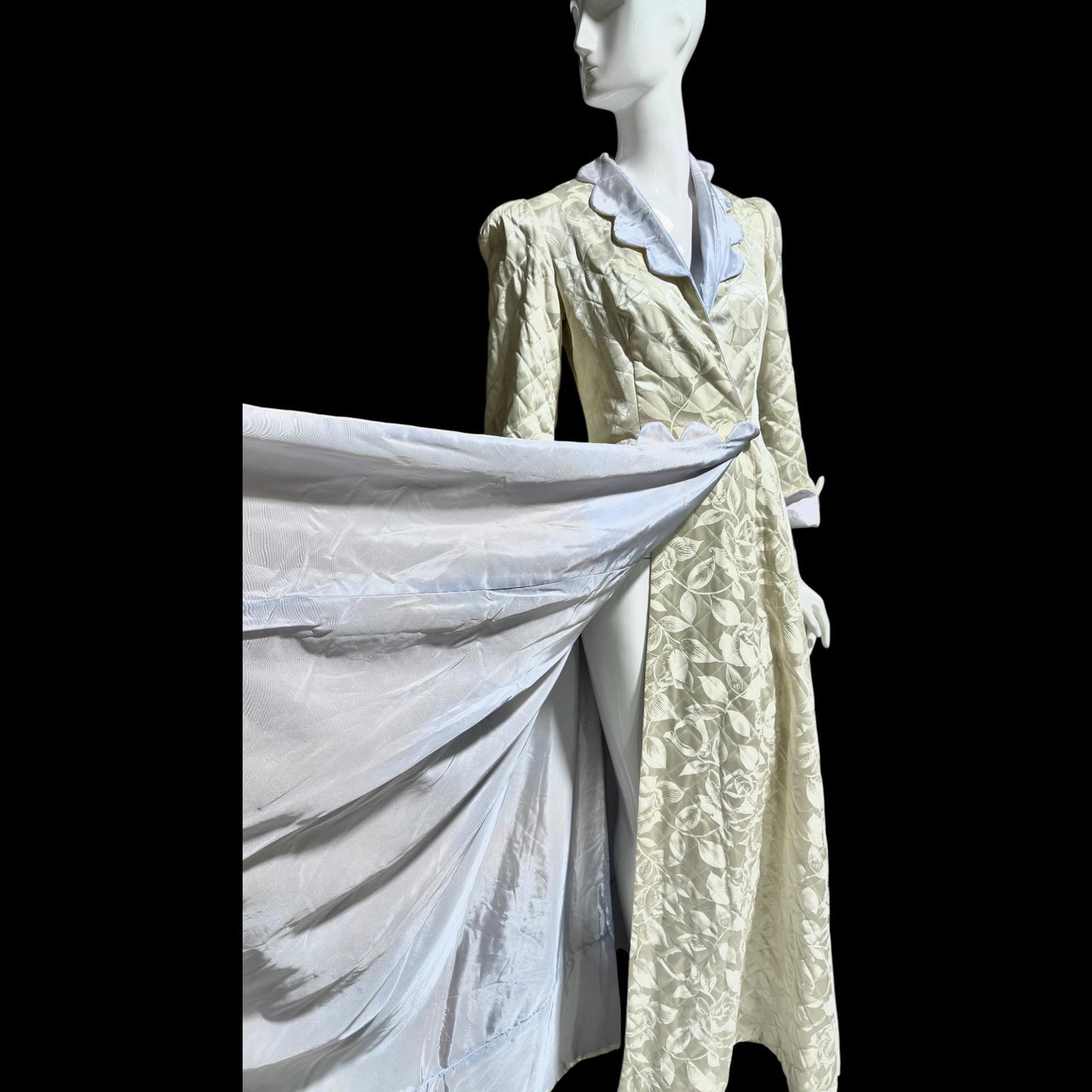 1940s Vintage Dressing Gown Robe, MORE Creamy White Quilted Satin Long Housecoat
