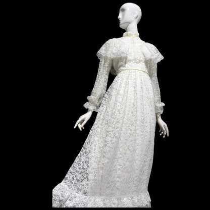 1970s vintage Wedding dress gown, White Lace Prairie Dress, Gunne Vibes, ruffle collar high neck
