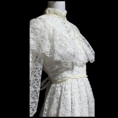 1970s vintage Wedding dress gown, White Lace Prairie Dress, Gunne Vibes, ruffle collar high neck