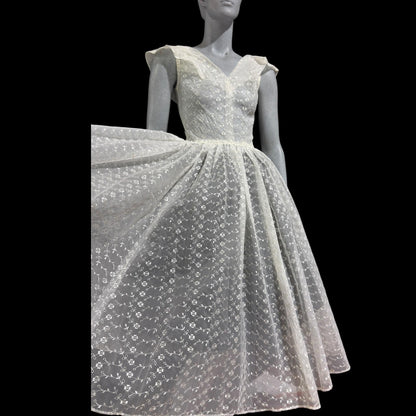 1940s vintage cocktail party dress, Sheer white fit flare ballet midi length gown