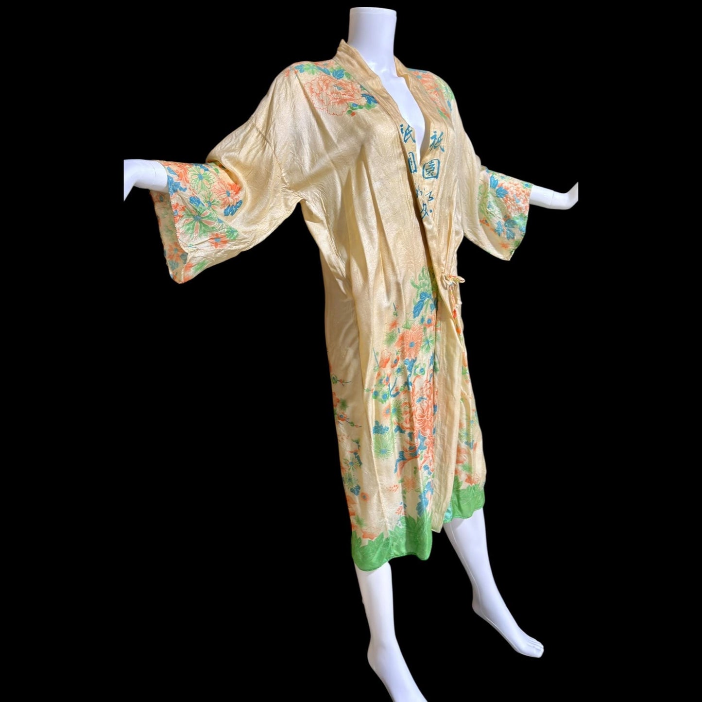 1920s vintage dressing gown robe, Ponge silk floral flapper style duster housecoat lingerie dress