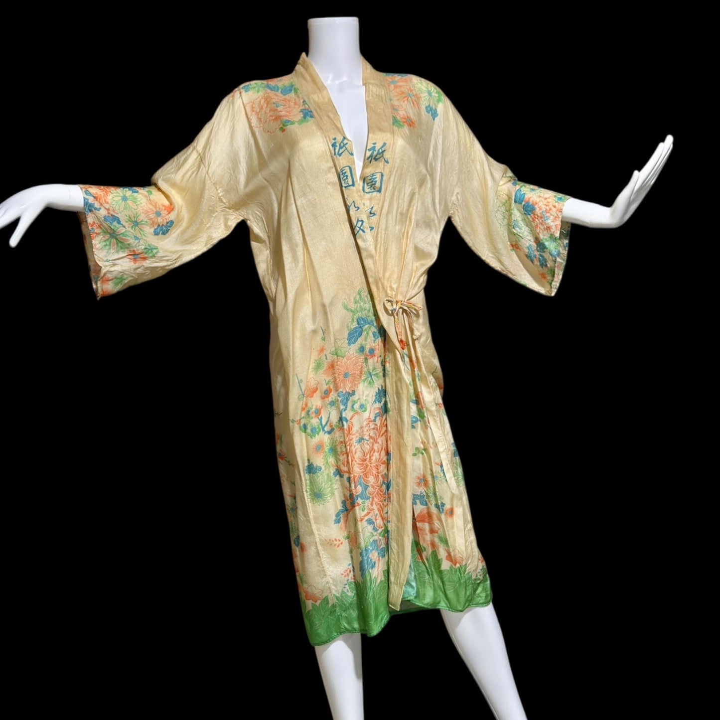 1920s vintage dressing gown robe, Ponge silk floral flapper style duster housecoat lingerie dress