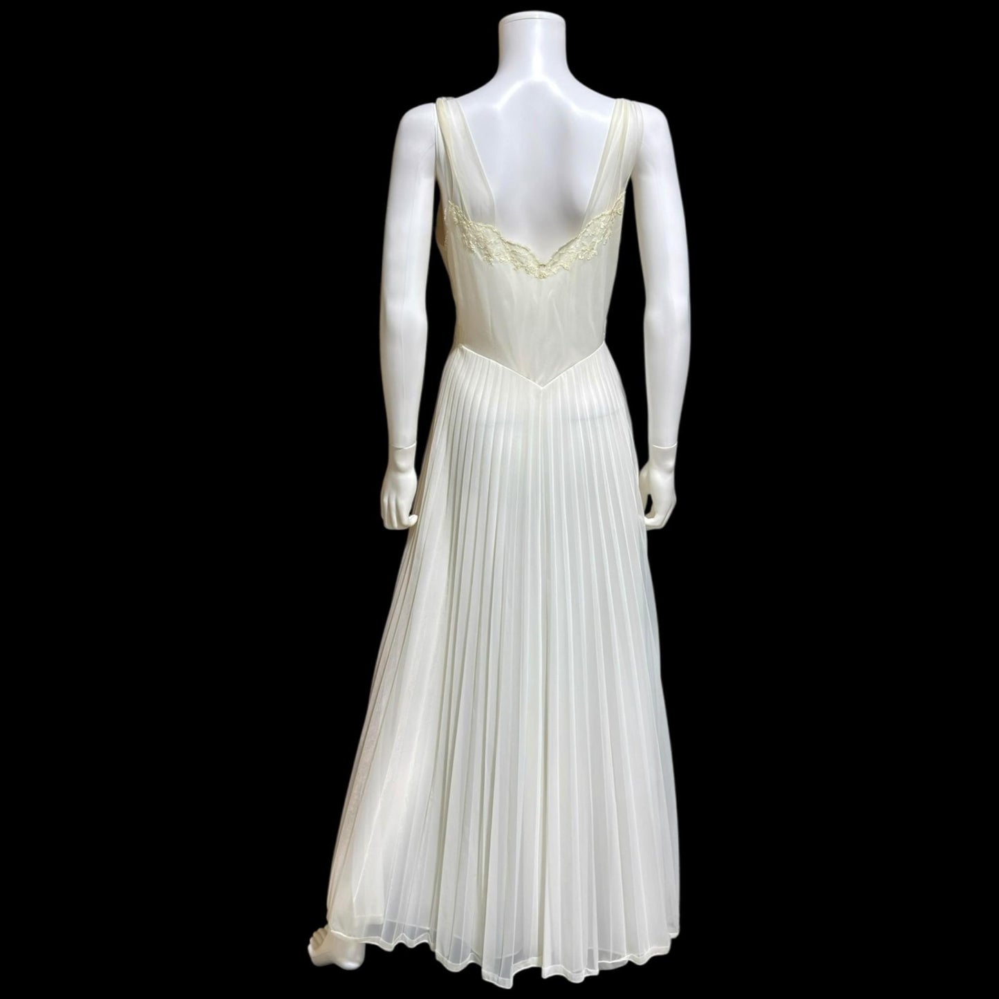 VANITY FAIR vintage 1950s nightgown slip dress, White pleated nylon lingerie dress